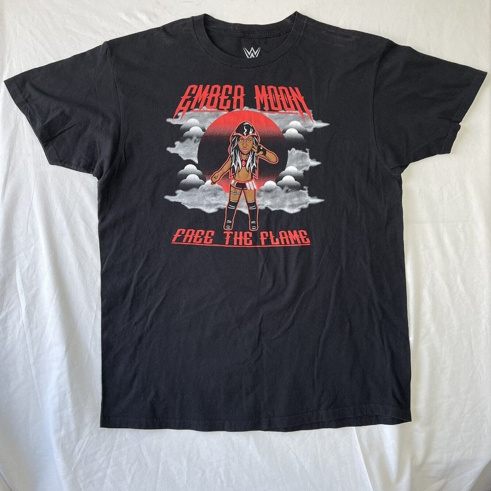 WWE Ember Moon “Face The Flame” Crewneck Short Sleeve T-Shirt Size XL